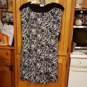 Bnwt black paisline dress